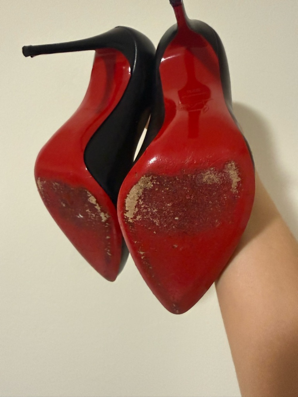 Christian Louboutin Black Pointed-Toe Leather Pumps original - Picture 3 of 6